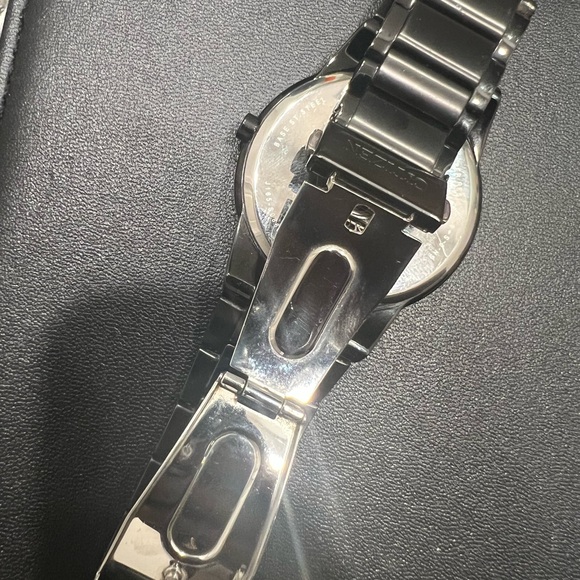 Citizen Eco-Drive Axiom Black Out Stainless Men's Watch - J165-S086892 - Picture 5 of 5